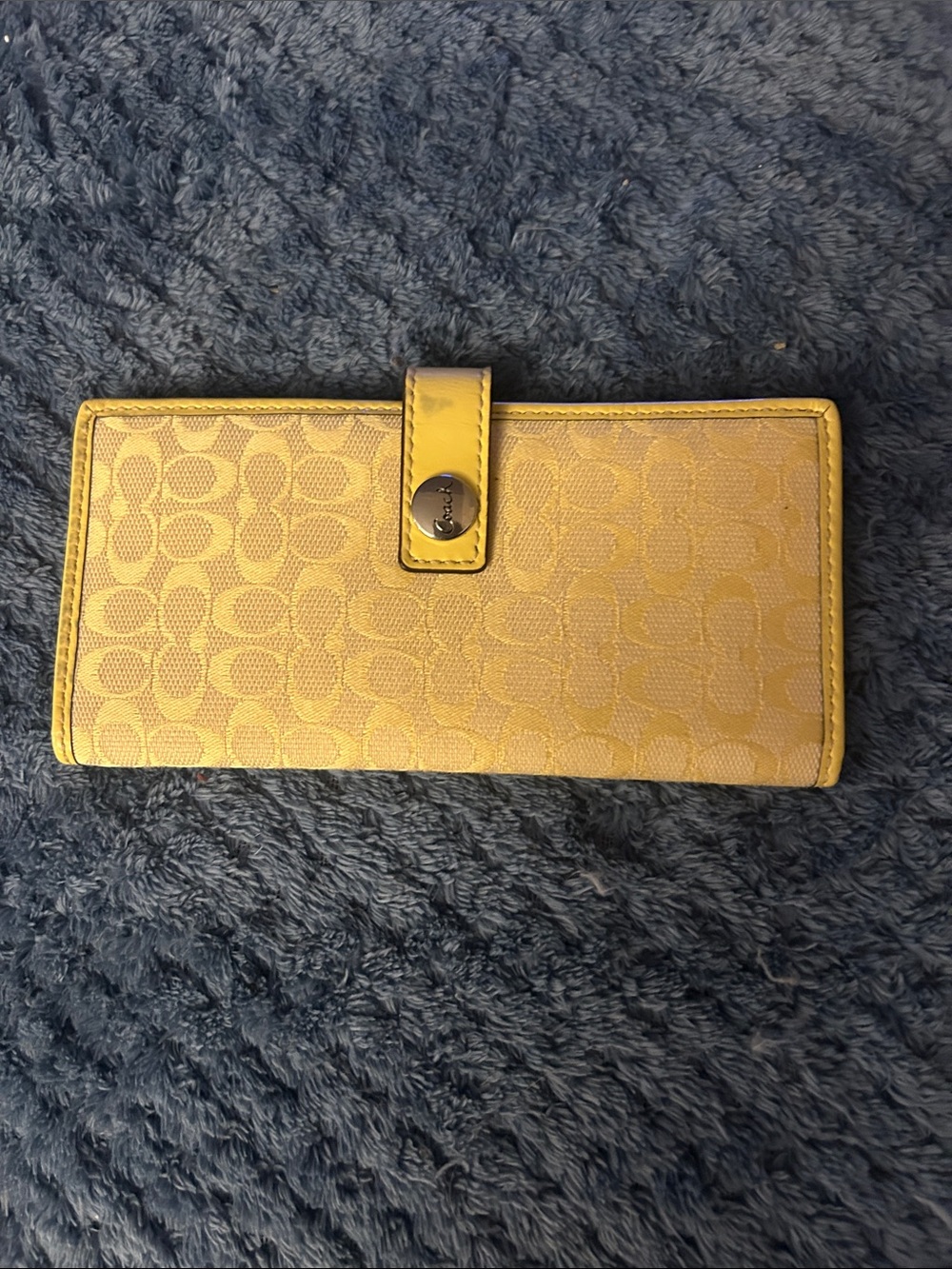 Vintage Coach Yellow Signature Continental Wallet with Snap Closure